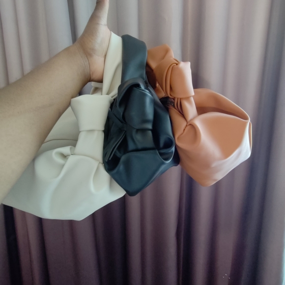 Slouchy Bag - Picture 11 of 11